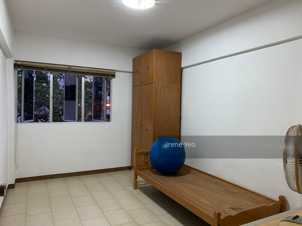 Hougang Avenue 7 thumbnail photo